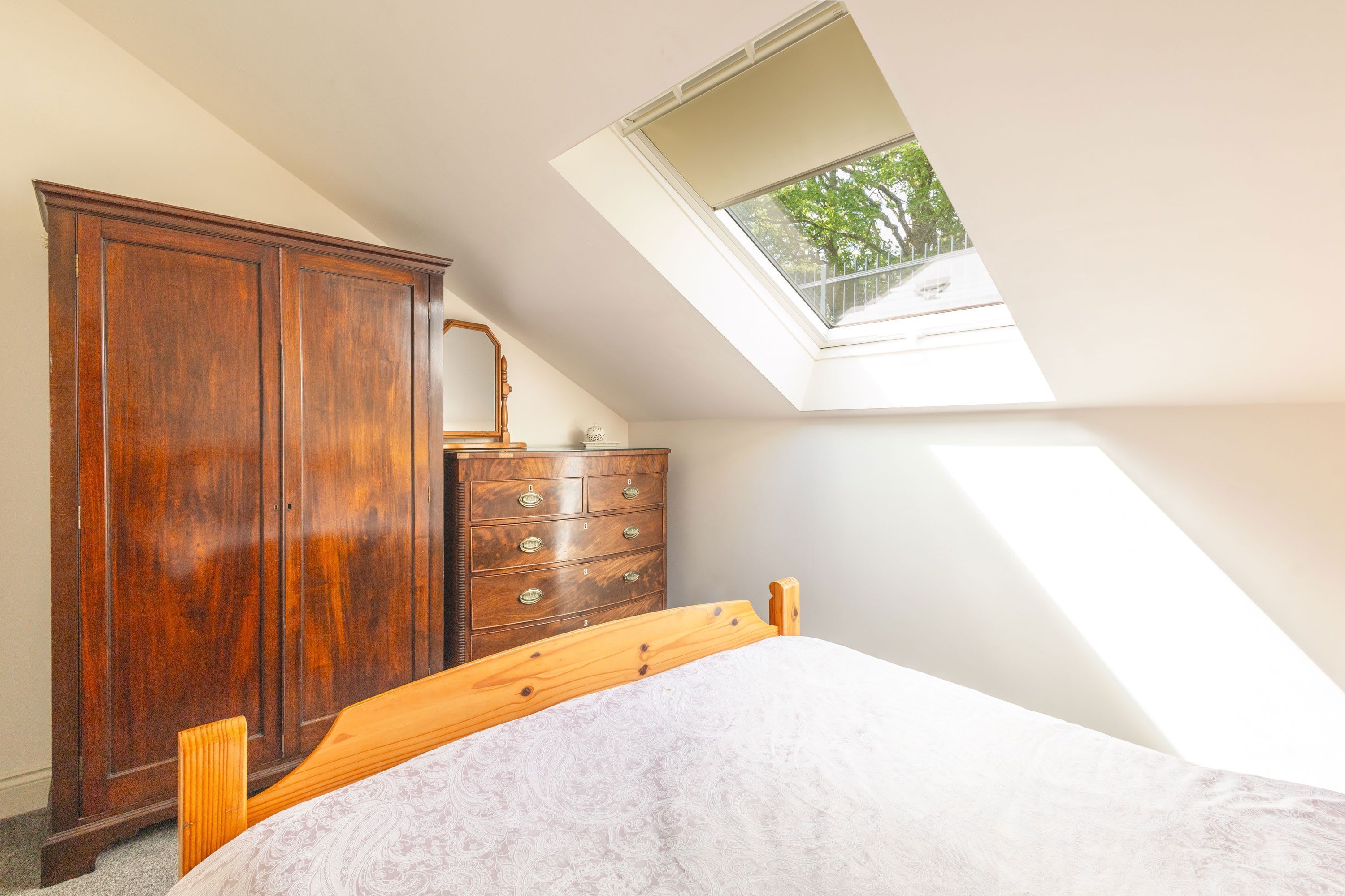 2 bedrooms