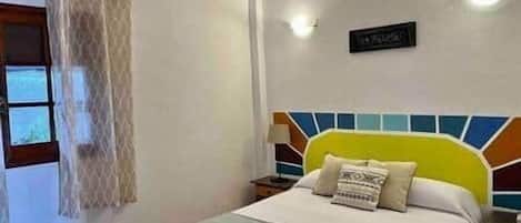 Coffres-forts dans les chambres, fer et planche Ă repasser, Wi-Fi