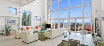 Oceanfront Miami Vice House - Sleeps 12 - Croatan Beach