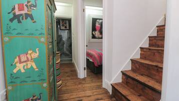 2 bedrooms, free WiFi, individually decorated, individually furnished