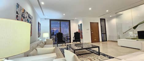 Villa, 5 Bedrooms, Smoking, Balcony | Living room
