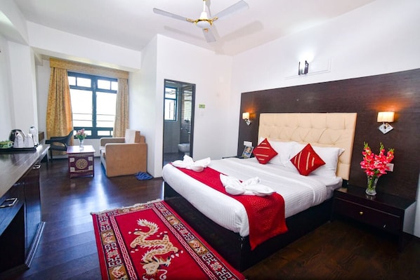 Premium Double Room, Mountain View - Alpine Hills Retreat by Rare Himalayas (Gangtok)