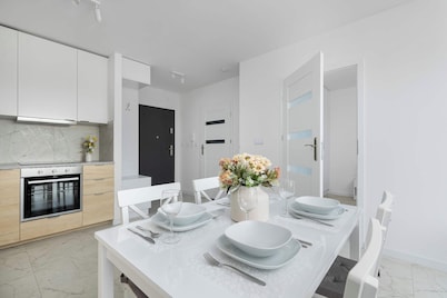 Cozy Apartment with a Balcony | Parking