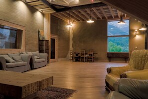 Stereo - To the Rhythm of Diois – Two Independent Gîtes for up to 20 Guests Facing the Vercors (Die)