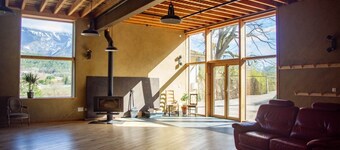 To the Rhythm of Diois – Two Independent Gîtes for up to 20 Guests Facing the Vercors
