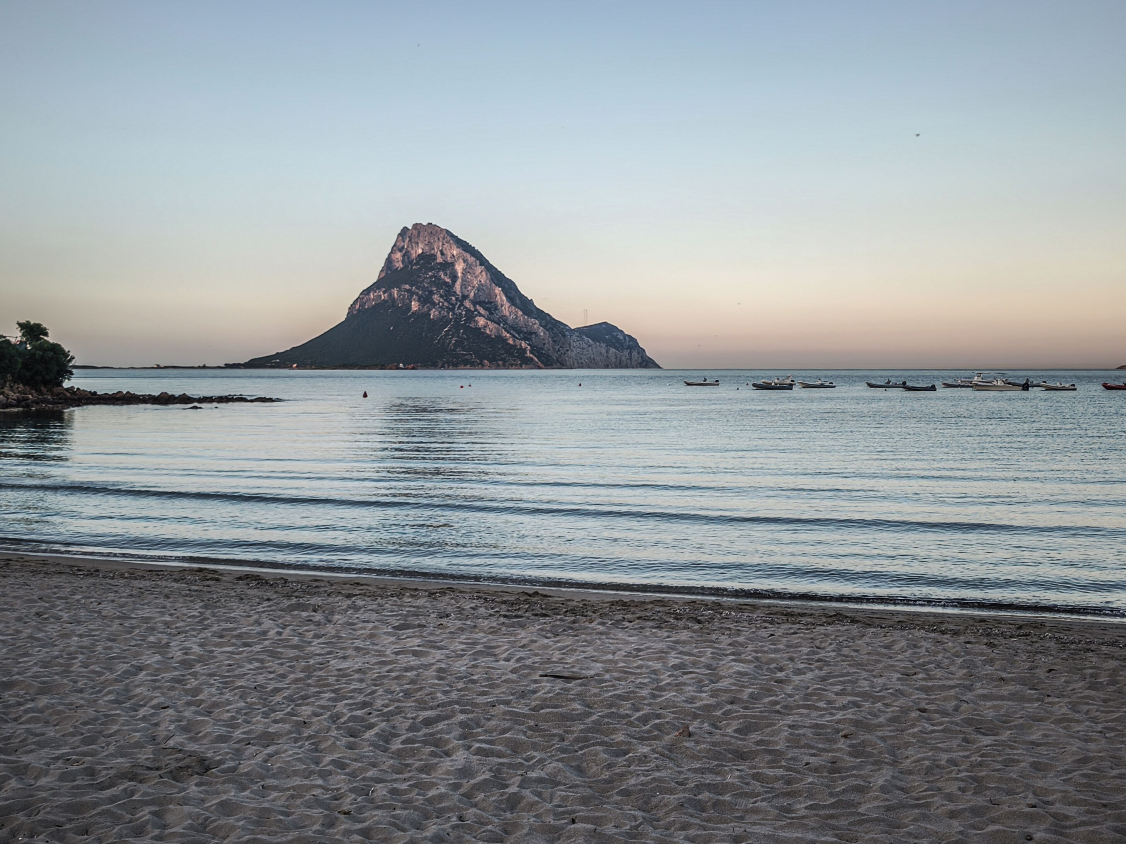 Estúdio, varanda, vista para o jardim | Praia