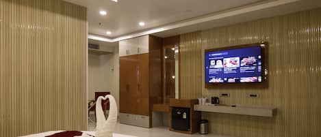 Suite de lujo, vista a la ciudad | Wifi gratis