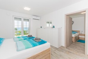Room - Villa Sunset Medulin with sea view & sun terrace (Medulin)