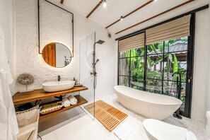Batas, pantuflas, bidet