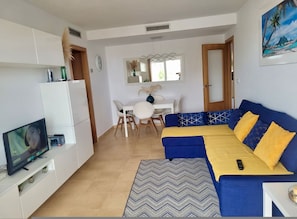 TV, offices - 2BR Ocean View Beach Apartment | Pool | La Manga (La Manga)