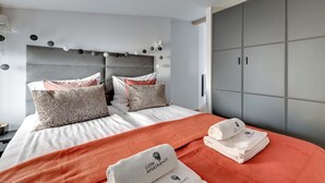 Studio Suite Economy, quang cảnh thành phố | Bộ đồ giường cao cấp, bàn ủi/dụng cụ ủi quần áo 