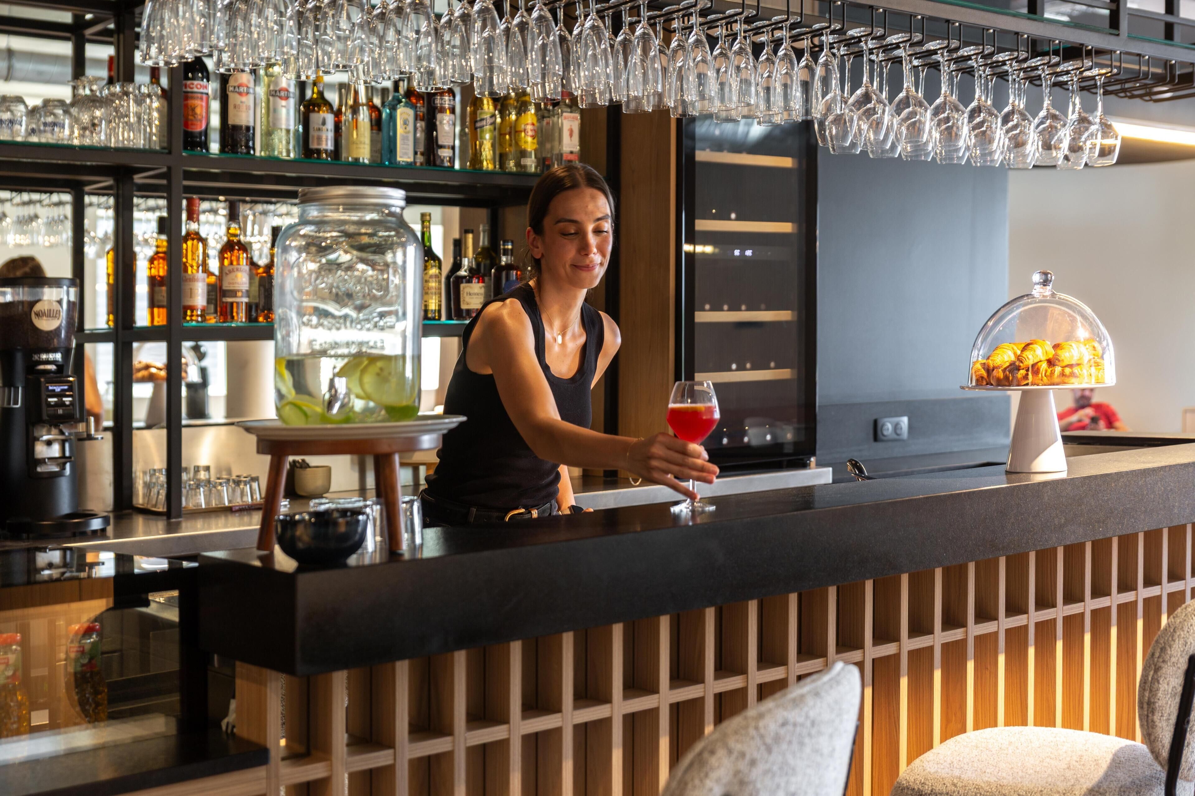 Bar (in der Unterkunft)