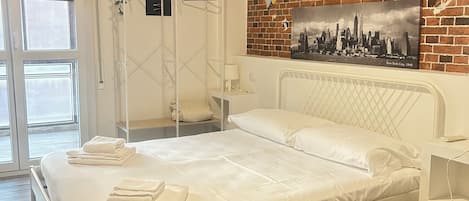 In-room safe, iron/ironing board, free WiFi