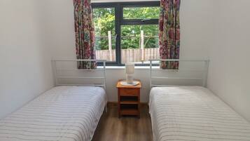 2 bedrooms, individually decorated, individually furnished, free WiFi