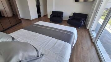 3 camere, ferro/asse da stiro, Wi-Fi gratuito, lenzuola