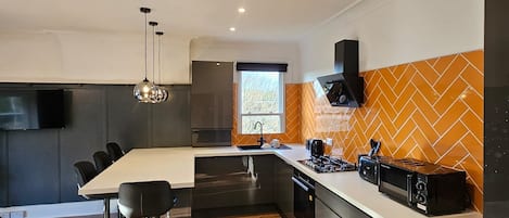 Apartment, 2 Bedrooms | Interior