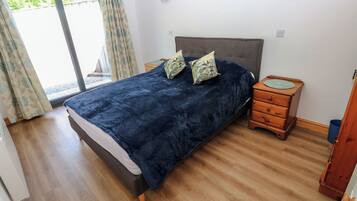 2 bedrooms, WiFi (free), individually decorated, individually furnished