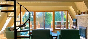 Goathaus | Iconic A-Frame with Bay Views