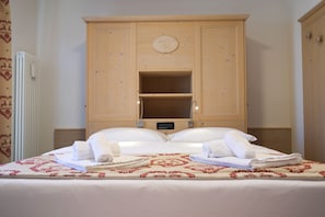 Chambre Quadruple Standard | Coffres-forts dans les chambres