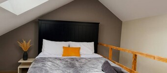 Charming 9-bedroom apartment in the heart of Kraków