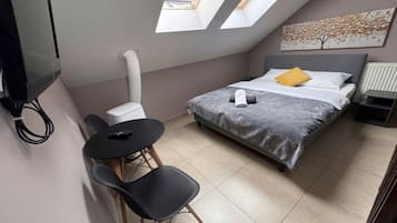9 bedrooms, internet