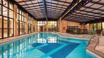 Apartemen Comfort, pemandangan kota | Kolam renang outdoor | 2 kolam renang indoor dan 2 kolam renang outdoor
