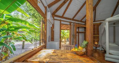 Bungalow Montabord, your tropical getaway