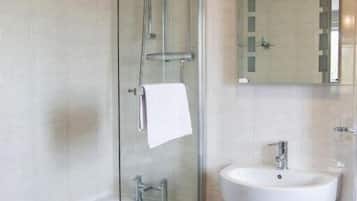 Familien-Vierbettzimmer | Badezimmer