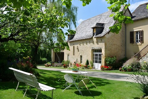 Guest Room 'La Grange De La Bonaurie - Havane' with Shared Terrace and Garden