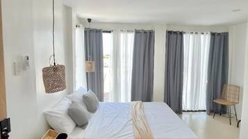 1 habitación, tabla de planchar con plancha, wifi gratis y ropa de cama
