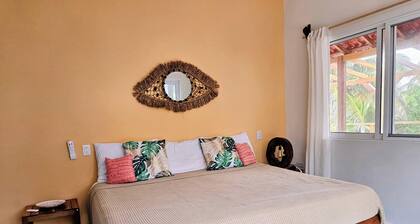 Castaway Palms · Upper Suites · Oceanfront Pool · Beachfront · 360° Views