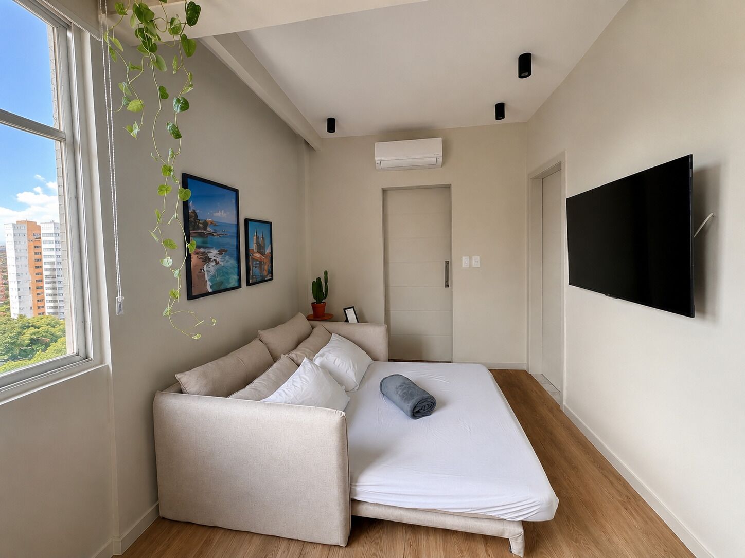 1 chambre, fer et planche à repasser, Wi-Fi, draps fournis