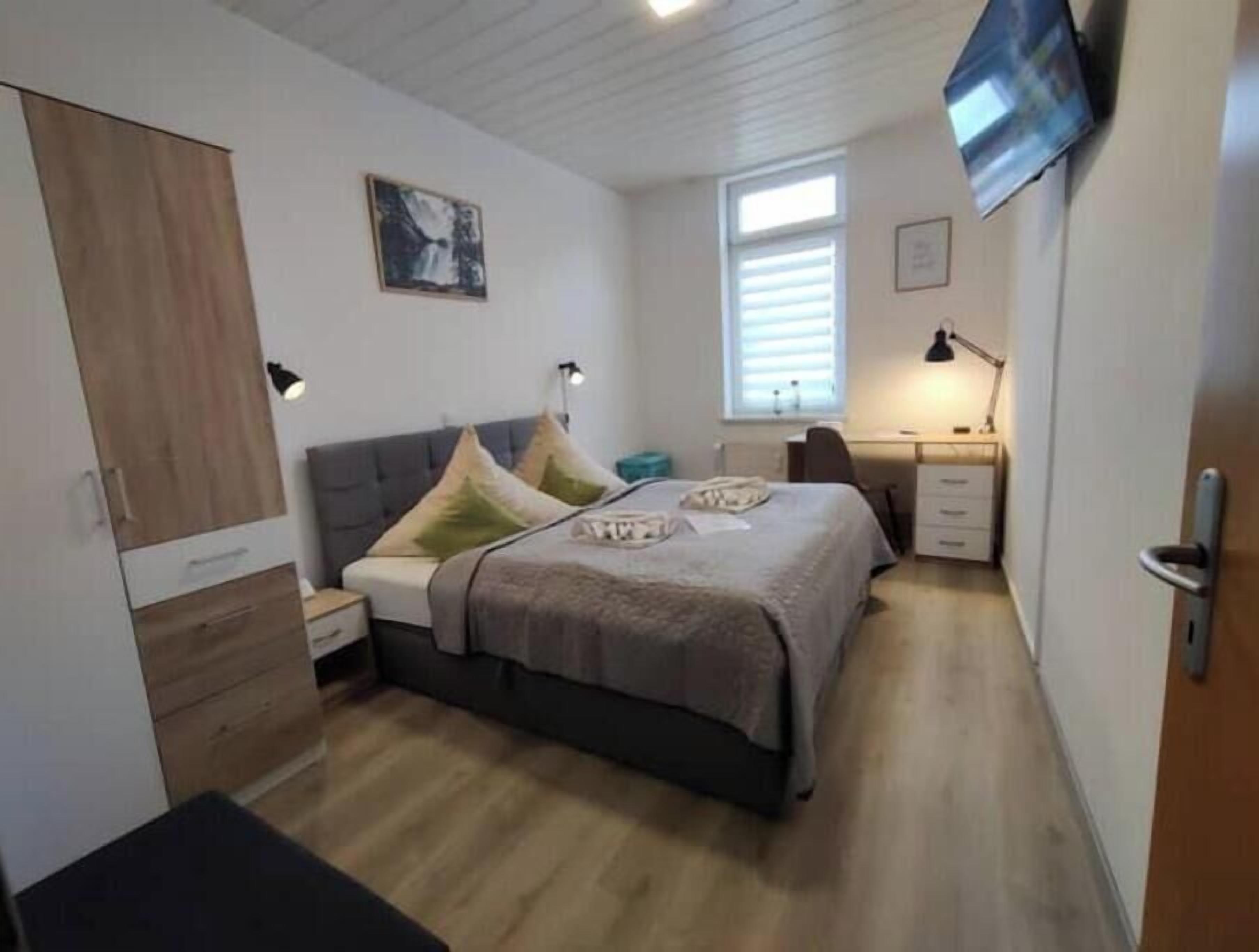 1 sovrum, strykjärn/strykbräda, wi-fi och sängkläder