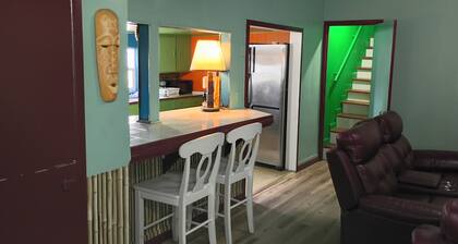 3BR 1BA Home in delightful St. Cloud Less Than 20 Miles from Orlando Theme Parks