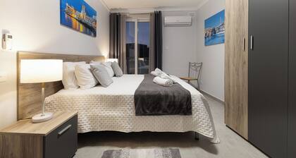 Spacious 2BR Podium Marina near Valletta