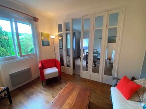 Living area - MAISON AYDAT AUVERGNE BORD DE LAC AYDAT (Aydat)