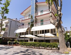 Exterior - Hotel Villa Isola (Rivazzurra)