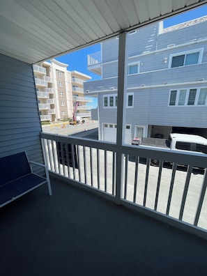 Property grounds - Enjoyable Beachside unit 41st Street in Ocean City, MD. (Ocean City)