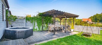 Holiday Cottage no. 2A With Private Jacuzzi