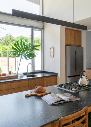 Villa, 3 Bedrooms, Fireplace | Interior - Luxurious Franschhoek Villa With 3 Bedrooms, 4 Bathrooms, Mountain Views (Franschhoek)