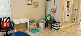 Kids Friendly 3b Suite Amazing Large Pool Mountain View Near Balloon Fiesta Park