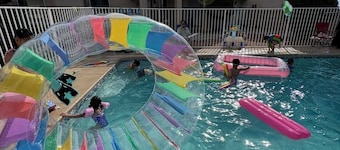 Kids Friendly 3b Suite Amazing Large Pool Mountain View Near Balloon Fiesta Park