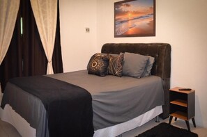 Standard-Doppelzimmer, Gartenblick