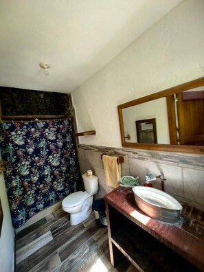 Bathroom - Cabañas Kai  (Iztapa)