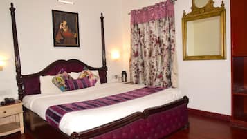 Superior Double Room | Laptop workspace, free WiFi