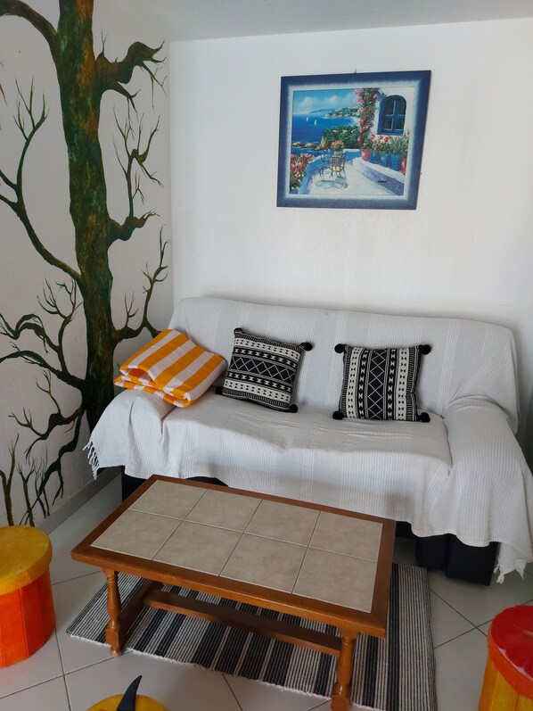 Smart TV - air-conditioned house 800 m'walk from the beach (Port-la-Nouvelle)