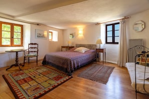 1 habitación, wifi y ropa de cama 