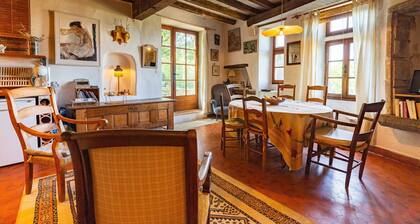 Appartement 'Du Bas' mit Bergblick, privatem Garten und WLAN