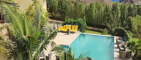 House | Pool