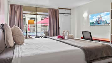 Junior Double Room, 1 King Bed, Private Bathroom